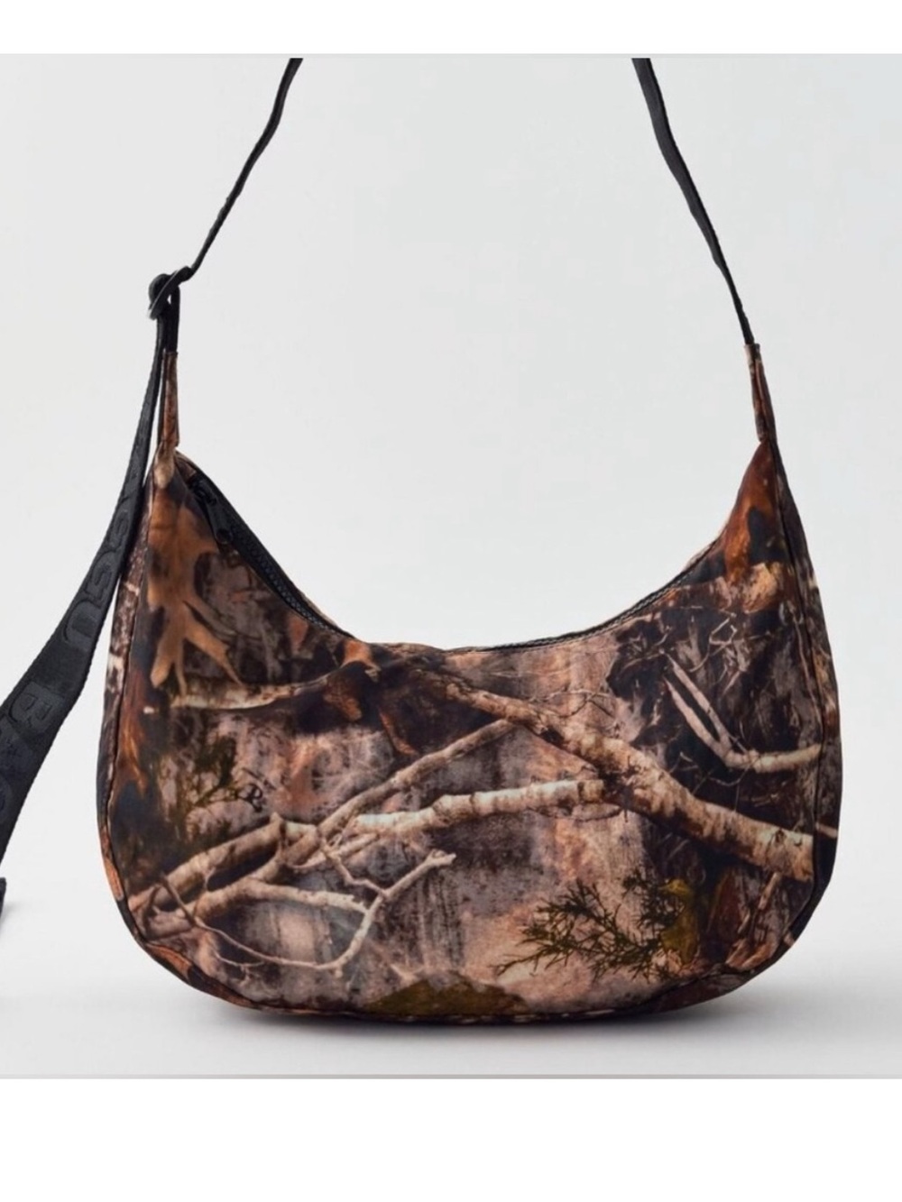 NWOT BAGGU Medium Crescent Bag - Photo Forest